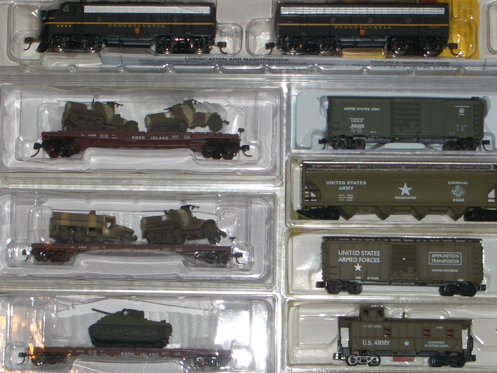 Scale US Army F-7 A &amp; B UNITS TRAIN SET 2